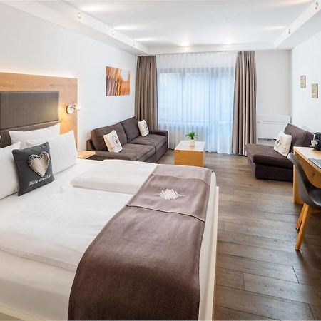 Neo Hotel Linde Esslingen Esslingen am Neckar Extérieur photo