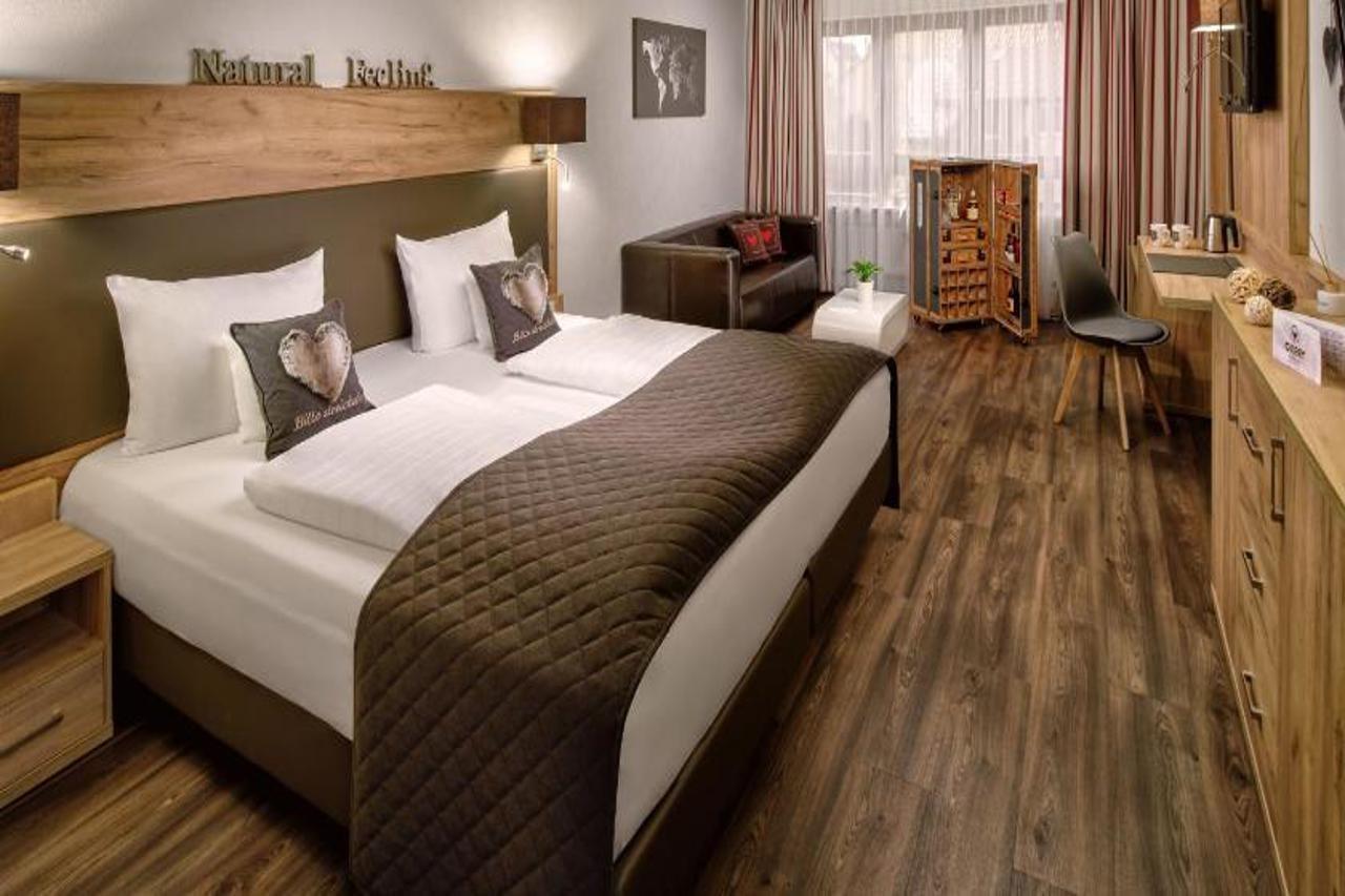 Neo Hotel Linde Esslingen Esslingen am Neckar Extérieur photo